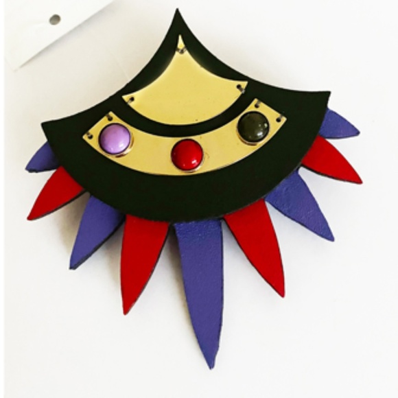 Giorgio Armani Accessories - GIORGIO ARMANI NEW WOMEN'S PIN